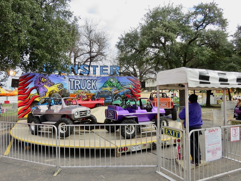 Monster Trucks kiddie ride